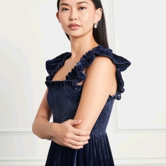 Hill House Navy Velvet Ellie Nap Dress - Picture 3 of 13